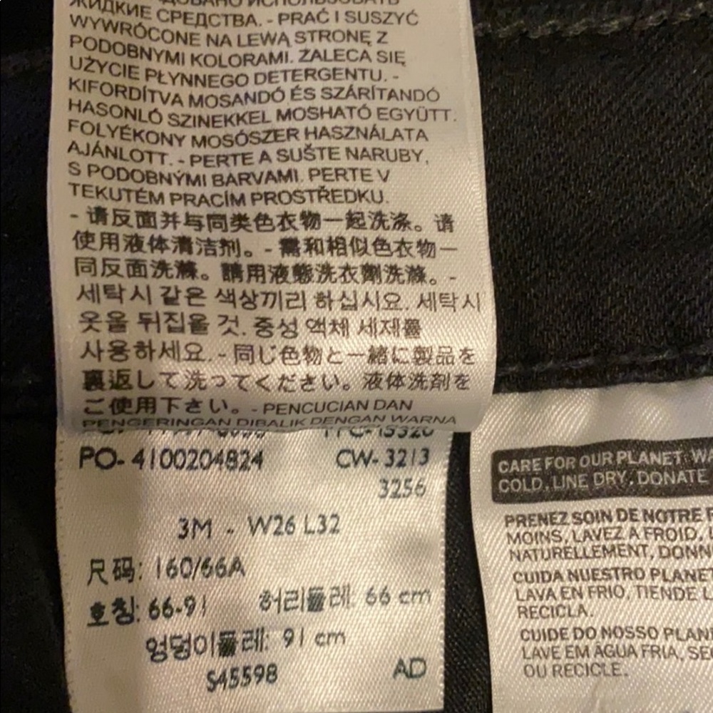 Levi’s - Picture 5 of 5